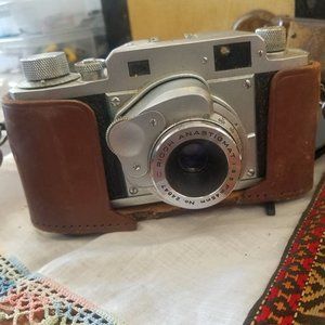 Ricoh Ricolet II camera w/ 45mm rangefinder lens, Leather case & strap.